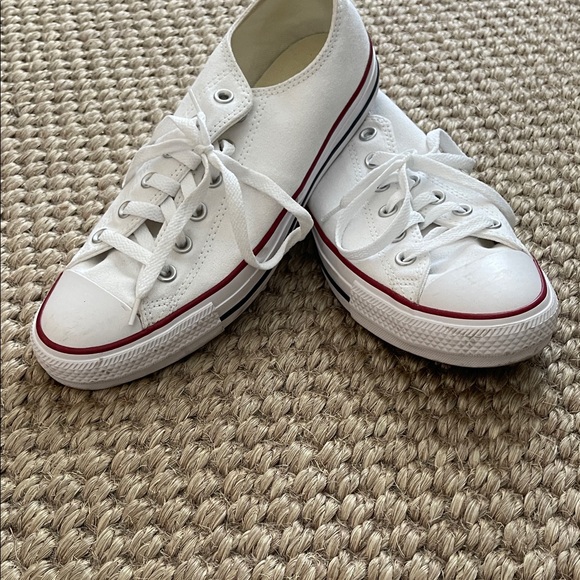 Converse White Kids Sneakers with Red Accents - Picture 1 of 6